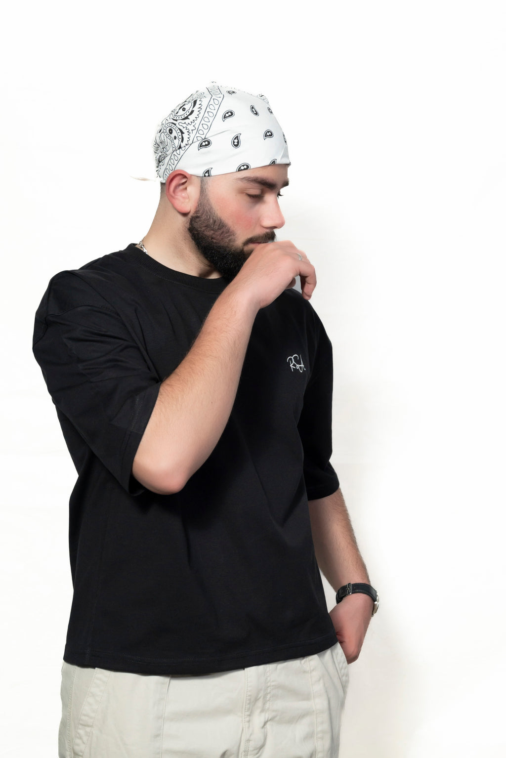 Jet black cropped T-shirt