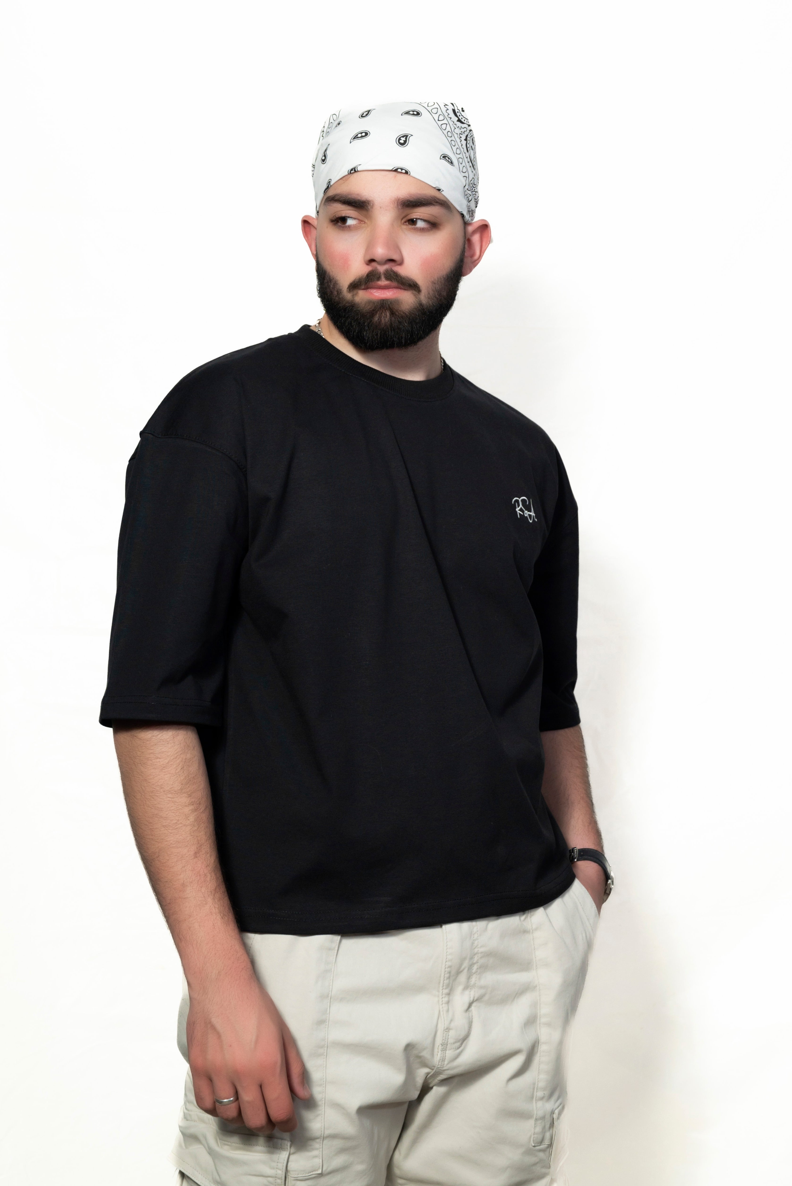 Jet black cropped T-shirt