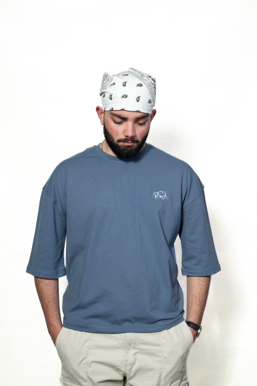 Blue cropped T-shirt