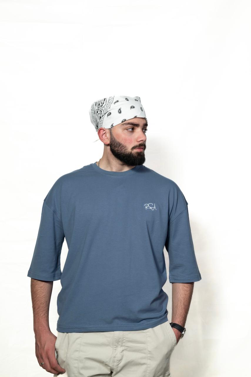 Blue cropped T-shirt